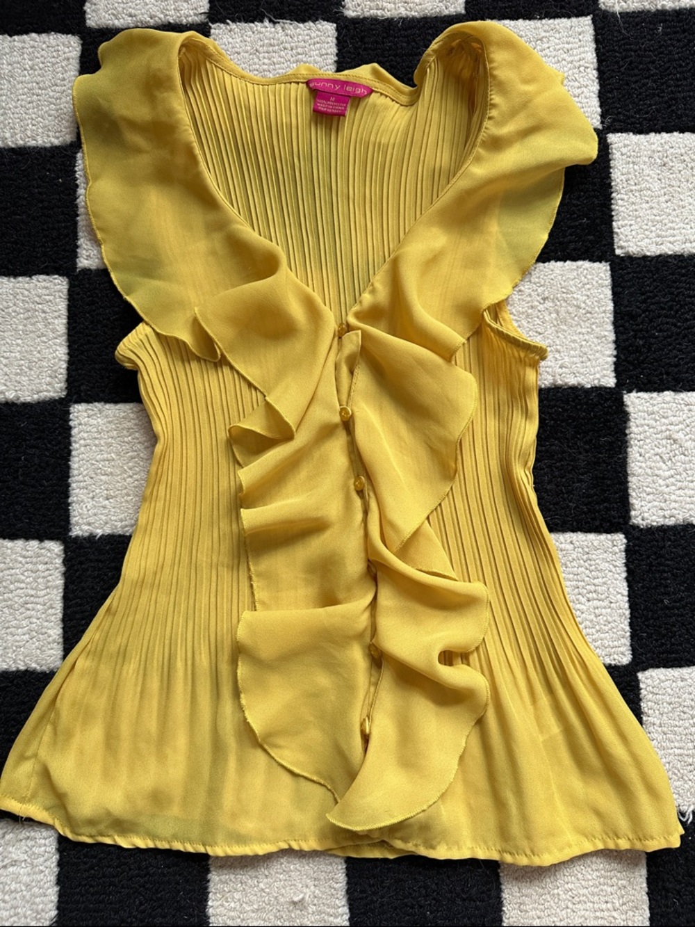 Sunny Leigh Ruffle-Front Mustard Yellow Pleated Sleeveless Blouse | M